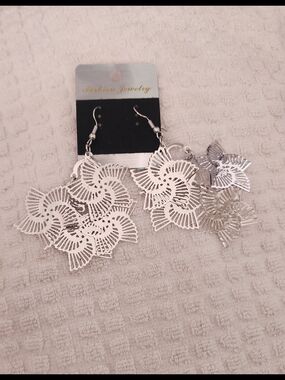3 For $18 Featherweight Silver Floral Cutout Dangle Earrings